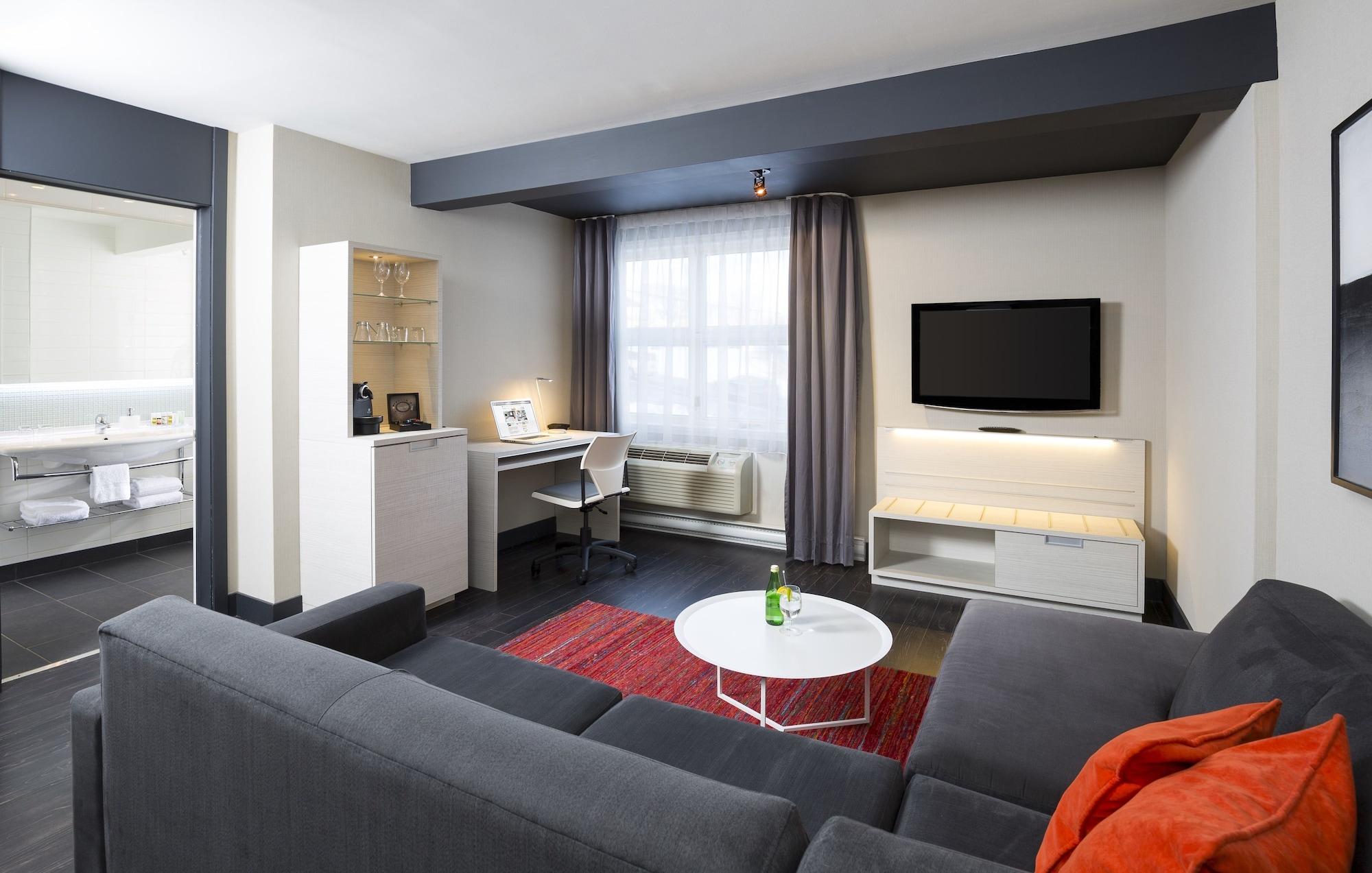 Hotel Sepia