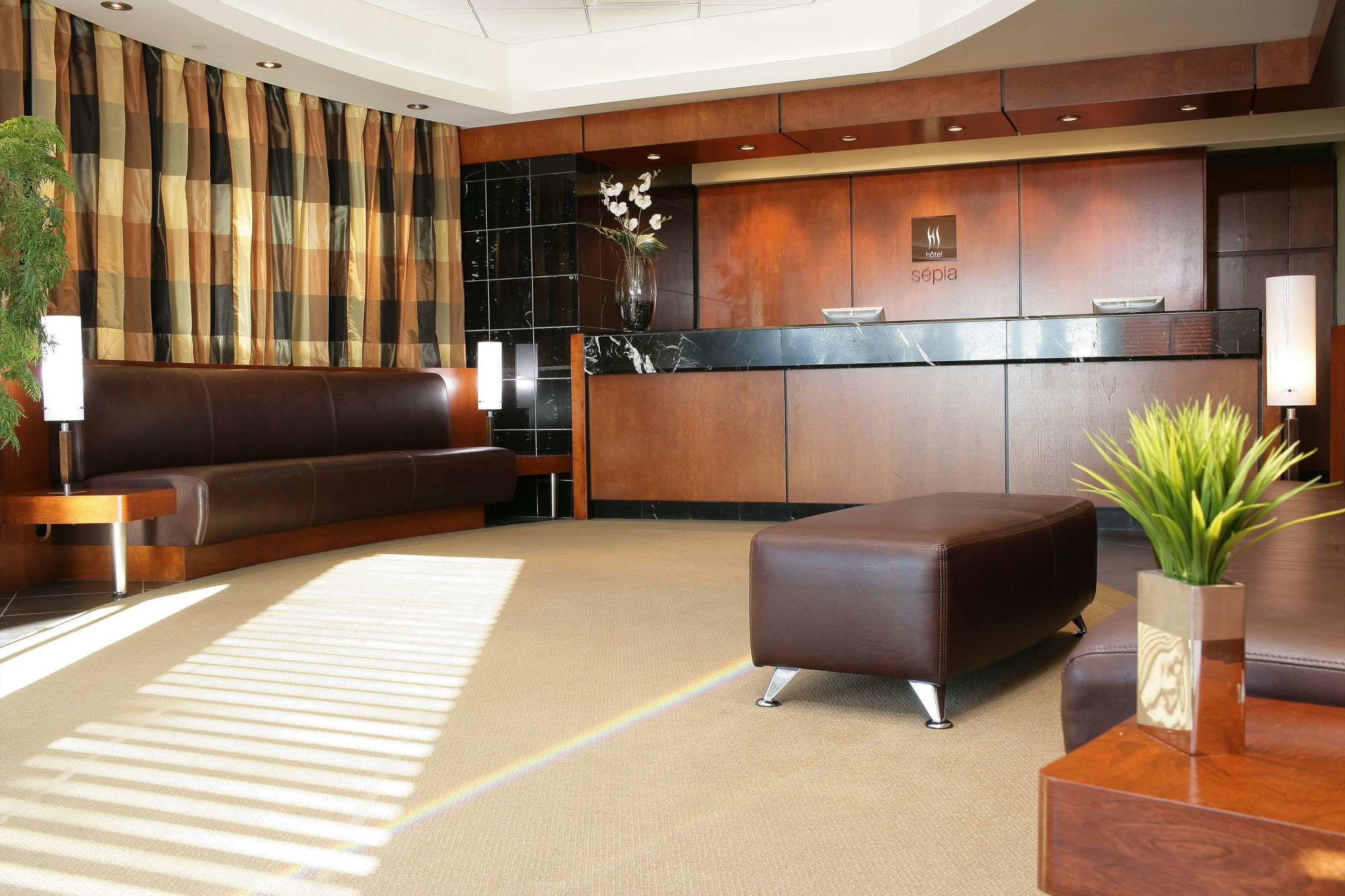 Sepia Hotel Quebec City