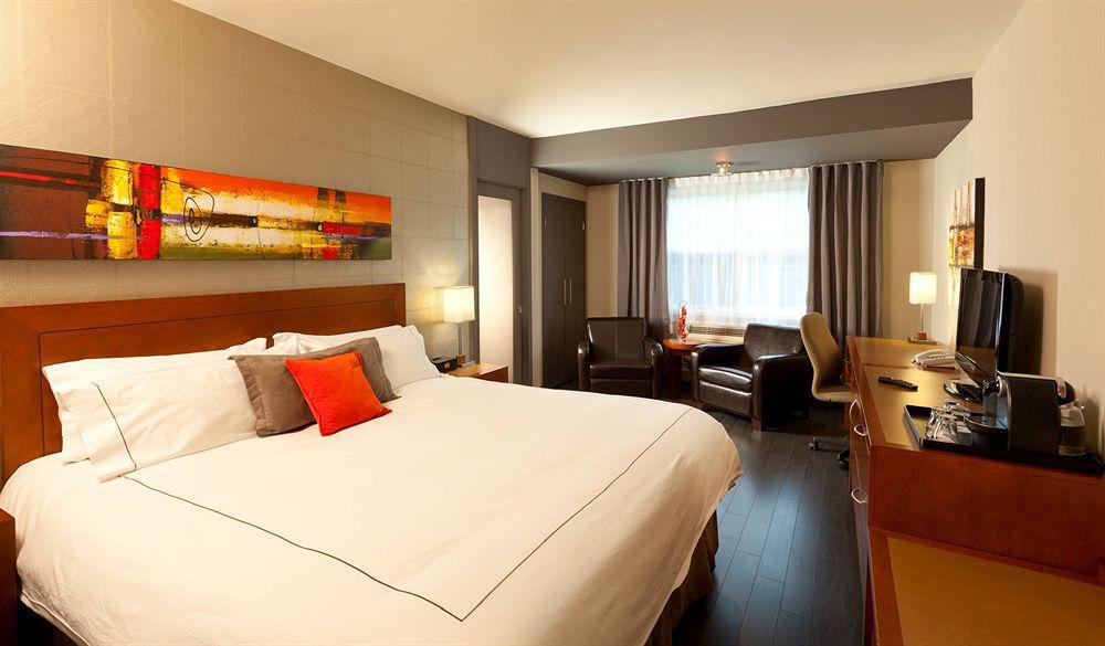 Hotel Sepia